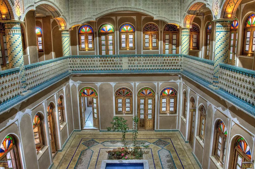 هتل فاضلی يزد یزد