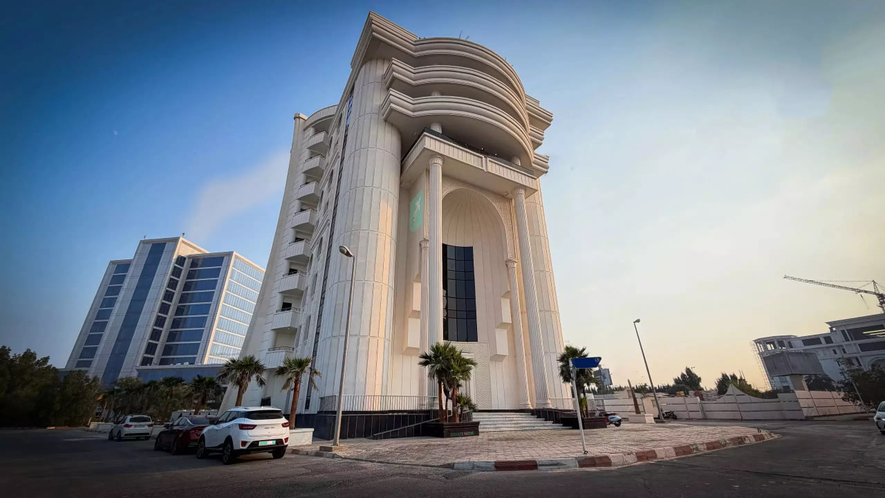 تور کیش بوتیک هتل ترمه