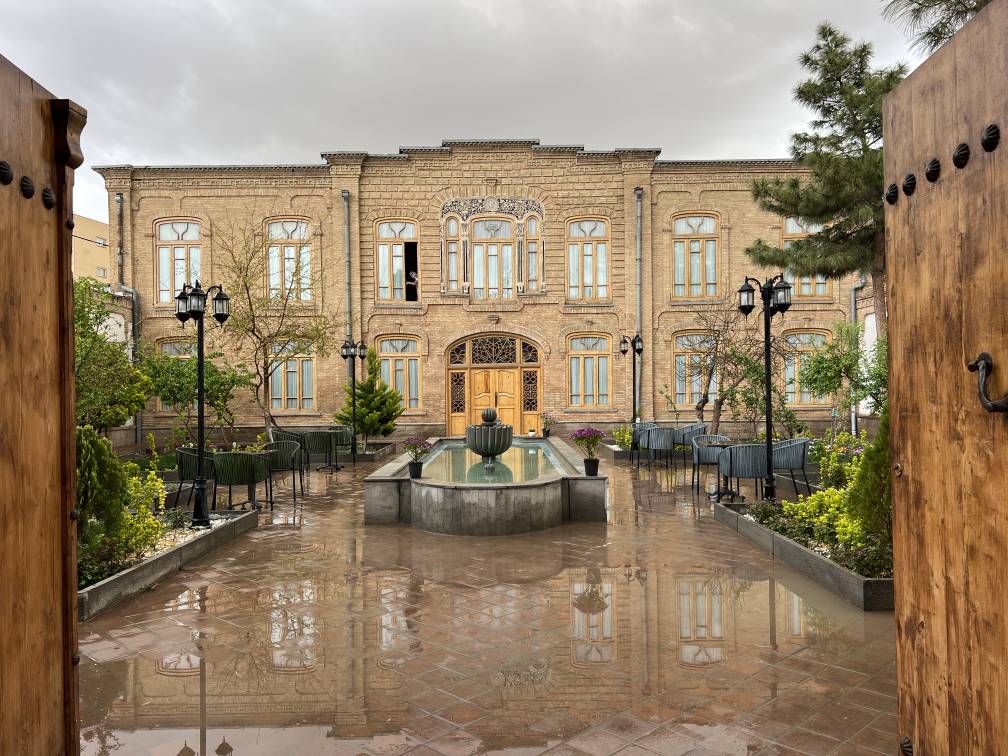 بوتیک هتل سرخاب تبریز